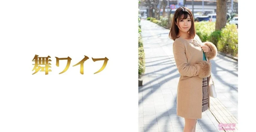 第一次嫖娼经历【三女两男刺激啪啪啪】全程露脸很嫩的小骚逼伺候两个纹身小哥口交大鸡巴让小哥压在身下爆草抽插